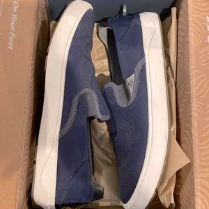 Navy Men’s OluKai LAE’AHI size 10